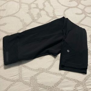 Lululemon Pace Rival Mid Rise Crop 22